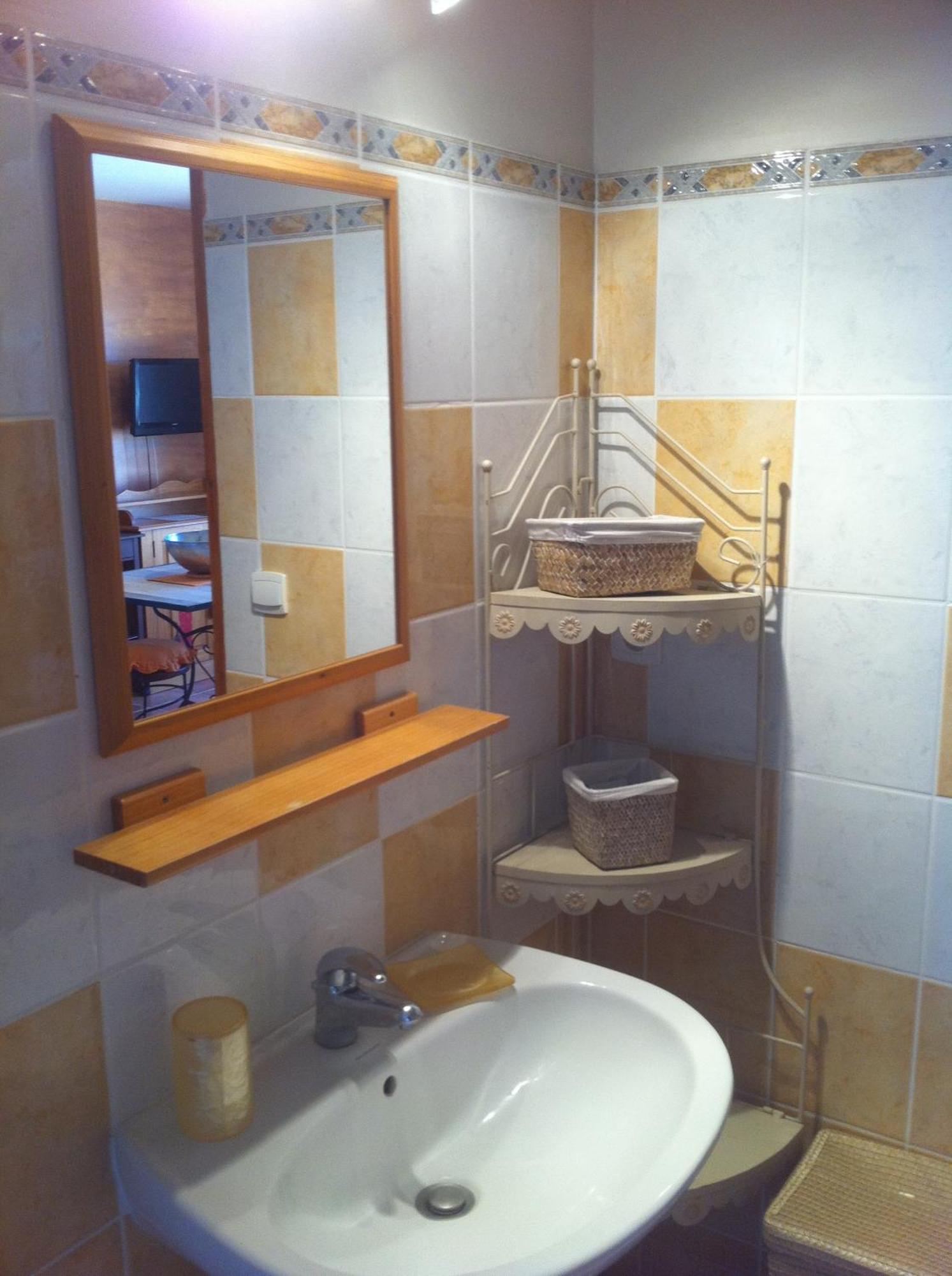 Le Mas Du Ruisseau Bellegarde  Room photo